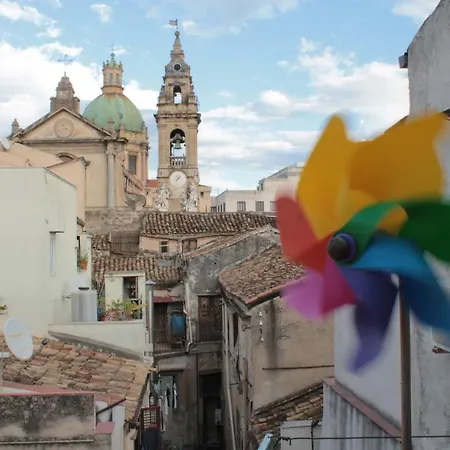 Casa Gioia Pensión *